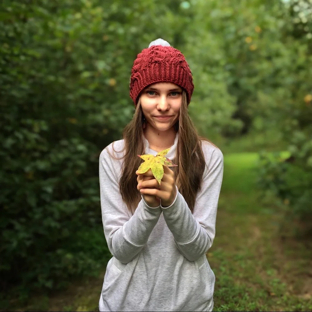 NWT Beanie Hat Gray Cable Knit Handmade Women Girl Teen OS Pom-Pom Merino Wool - Picture 7 of 8